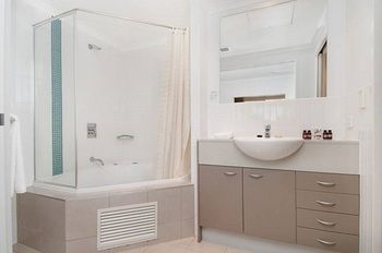 Ettalong Beach Apartments - Tourism Adelaide 19