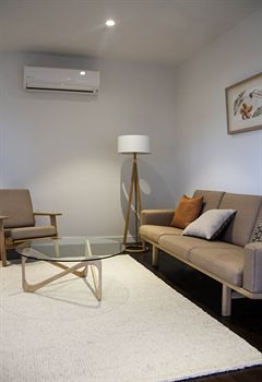 AKOM Prahran - Tourism Adelaide 1