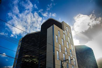 AKOM Prahran - Tourism Adelaide 4