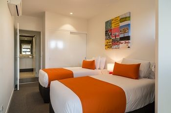 AKOM Prahran - Tourism Adelaide 21