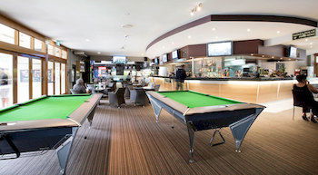 High Flyer Hotel - Tourism Adelaide 0