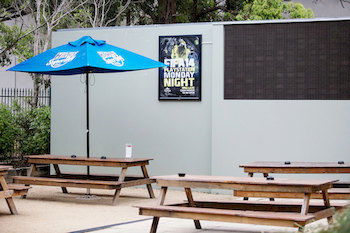 High Flyer Hotel - Tourism Adelaide 5