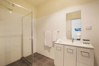 High Flyer Hotel - Tourism Adelaide 18