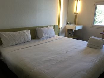 Ibis Budget St Peters - Tourism Adelaide 1