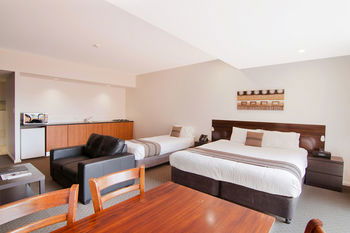 Quality Suites Boulevard On Beaumont - Tourism Adelaide 12