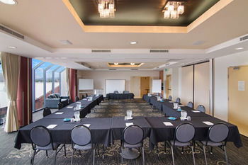 Quality Suites Boulevard On Beaumont - Tourism Adelaide 28