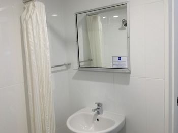 Ibis Budget Gosford - Tourism Adelaide 4