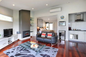Araluen Villas - Tourism Adelaide 15