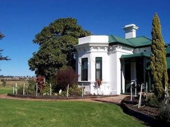 Lochinvar House B&B - Tourism Adelaide 7