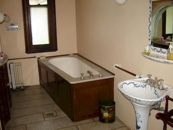 Lochinvar House B&B - Tourism Adelaide 14