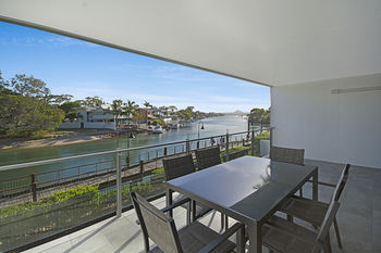 Jacaranda Noosa - Tourism Adelaide 8