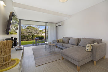 Jacaranda Noosa - Tourism Adelaide 19