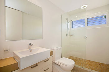 Jacaranda Noosa - Tourism Adelaide 35
