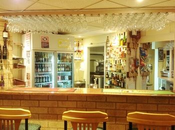 Ashton Townhouse Motel And Suites - Tourism Adelaide 0