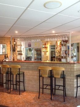 Ashton Townhouse Motel And Suites - Tourism Adelaide 1