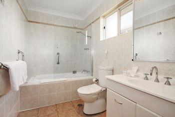 Edward Parry Motel & Apartments - Tourism Adelaide 2