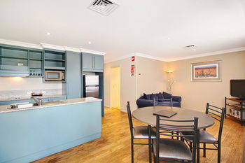 Edward Parry Motel & Apartments - Tourism Adelaide 16