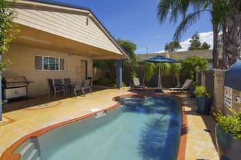 Edward Parry Motel & Apartments - Tourism Adelaide 18
