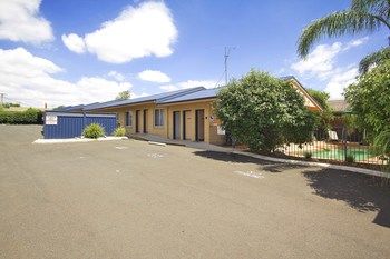 Edward Parry Motel & Apartments - Tourism Adelaide 19