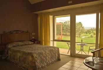 Rothbury Escape - Tourism Adelaide 3