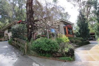 Cherryblossom B&B - Tourism Adelaide 16