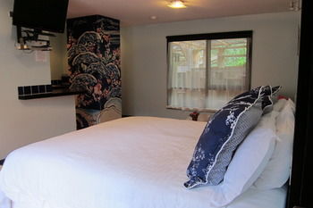 Cherryblossom B&B - Tourism Adelaide 33