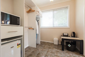 Yarra Gables Motel - Tourism Adelaide 11