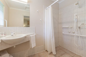 Yarra Gables Motel - Tourism Adelaide 41