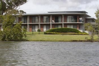 Macquarie Inn - Tourism Adelaide 6