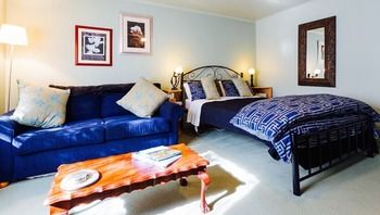 Strathvea Guest House - Tourism Adelaide 6