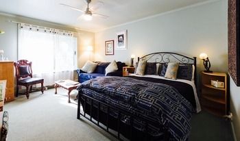 Strathvea Guest House - Tourism Adelaide 10