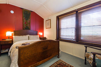 Strathvea Guest House - Tourism Adelaide 13
