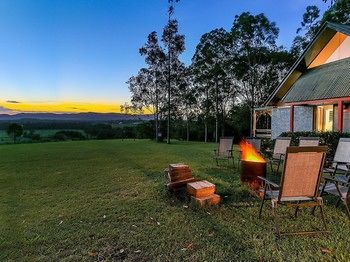 Vineyard Hill - Tourism Adelaide 5