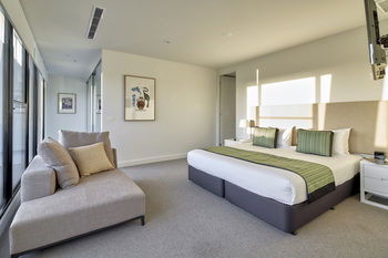 381 Cremorne - Tourism Adelaide 24