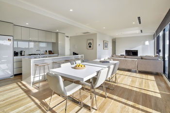 381 Cremorne - Tourism Adelaide 28