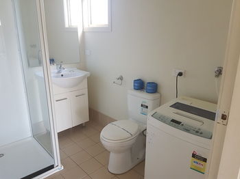 Bentley Waterfront Motel & Cottages - Tourism Adelaide 6