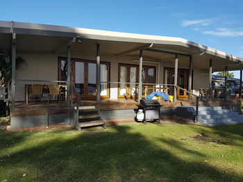 Bentley Waterfront Motel & Cottages - Tourism Adelaide 37