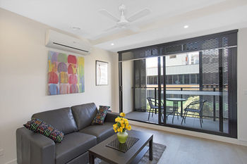 St Kilda Holiday Apartments - Tourism Adelaide 1