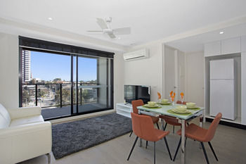 St Kilda Holiday Apartments - Tourism Adelaide 47