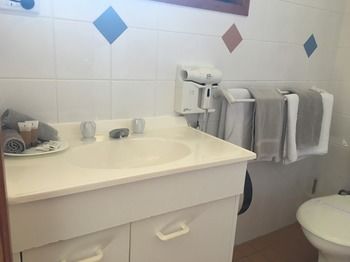 Bridgeview Motel - Tourism Adelaide 4