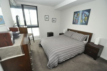 Camperdown 908 St Furnished Apartment - Tourism Adelaide 11