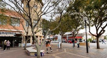 Hamilton Executive Apartments - Tourism Adelaide 12