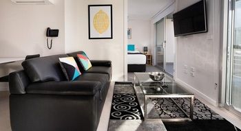 Hamilton Executive Apartments - Tourism Adelaide 21