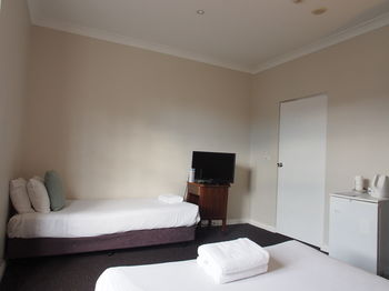 Coogee Bay Hotel Pub Style - Tourism Adelaide 10