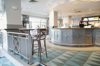 Coogee Bay Hotel Pub Style - Tourism Adelaide 33