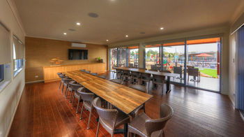 Rivershore Resort - Tourism Adelaide 28
