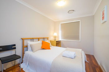 Getaway Holiday House Bankstown - Tourism Adelaide 2