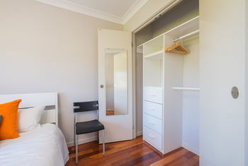 Getaway Holiday House Bankstown - Tourism Adelaide 5