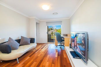 Getaway Holiday House Bankstown - Tourism Adelaide 16