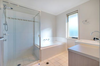 Getaway Holiday House Bankstown - Tourism Adelaide 17